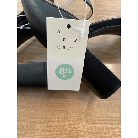 A New Day Shelly Heels Black 8.5 Wide Women's Ankle Strap Block Memory Foam NEW - Picture 15 of 16